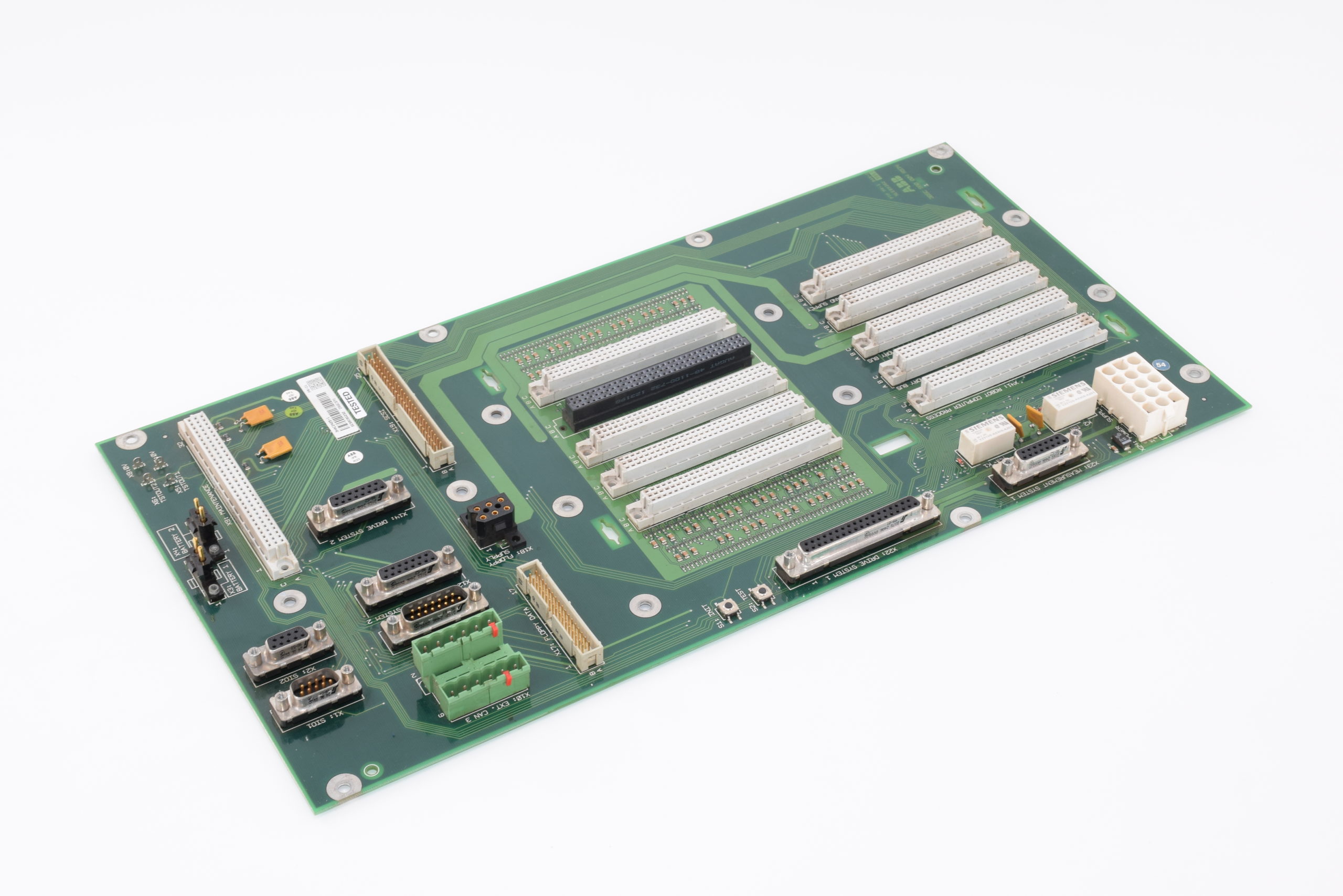 Carte fond de panier S4C DSQC 370 Carte fond de panier S4C DSQC 370 3HAC2425-1