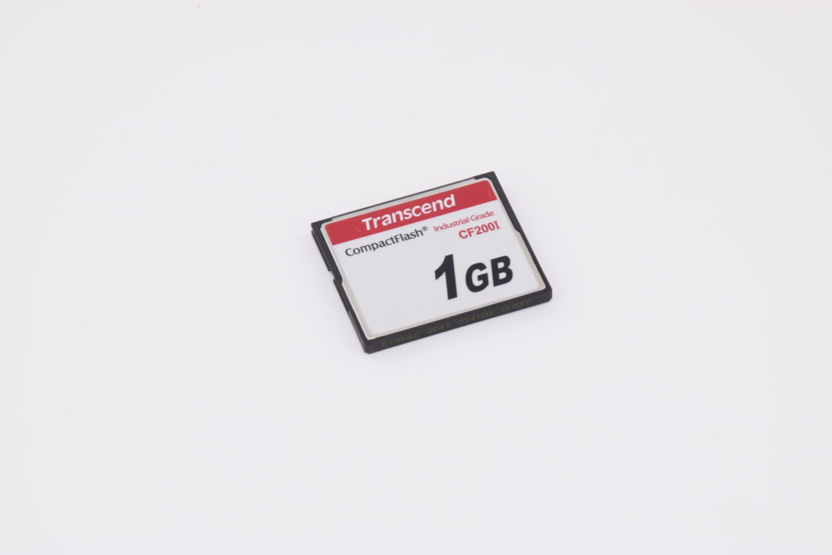 Compact Flash 1Gb IRC5 avec Boot Image DSQC 656 3HAC025465-011