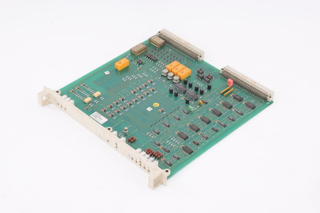 Catégorie de produit Baie ABB S3 / S4 chez BKTRONIC